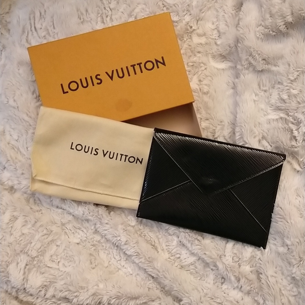 Louis Vuitton Black Epi Envelope Pouch ✨Authentic, Vintage, & Unused✨